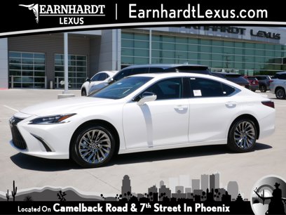 New 2025 Lexus ES 300h w/ Luxury Package
