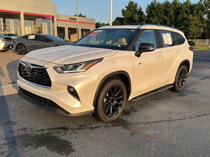 Certified 2023 Toyota Highlander Limited