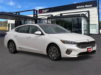 Used 2020 Kia Cadenza Technology