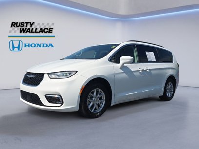 Used 2022 Chrysler Pacifica Touring-L