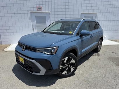 New 2025 Volkswagen Taos SE
