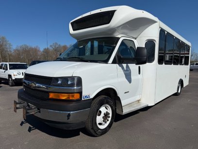 Used 2017 Chevrolet Express 4500 w/ Shuttle Bus Package