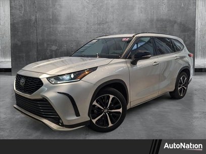 Used 2022 Toyota Highlander XSE
