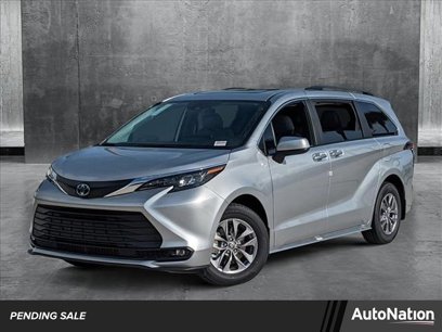 New 2025 Toyota Sienna XLE