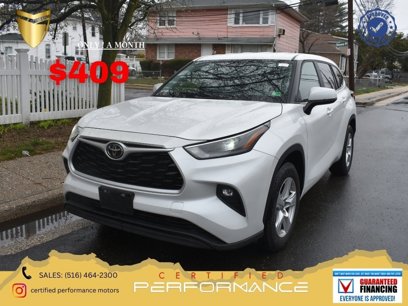 Used 2023 Toyota Highlander LE