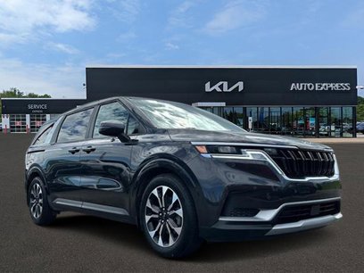 Used 2022 Kia Carnival EX