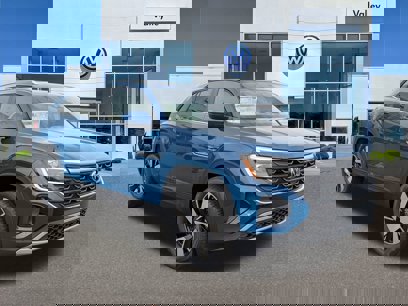 New 2025 Volkswagen Atlas Cross Sport SE