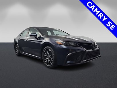 Used 2021 Toyota Camry SE w/ Convenience Package