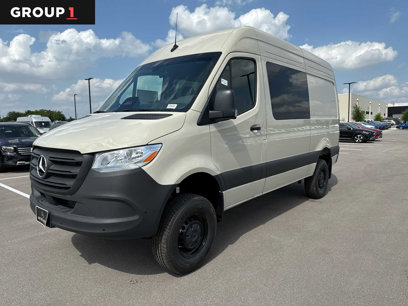 New 2025 Mercedes-Benz Sprinter 2500