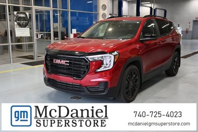 Used 2024 GMC Terrain SLE w/ Driver Convenience Package