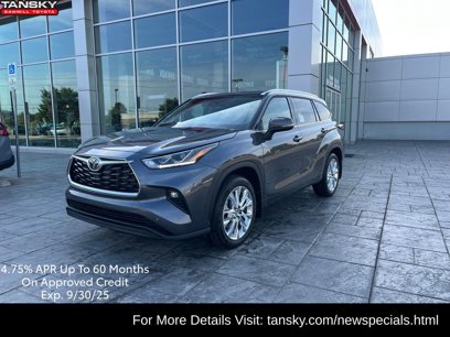 New 2025 Toyota Highlander Limited