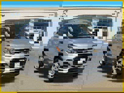 Used 2022 Chevrolet Trax LS w/ Tint and Cruise Package
