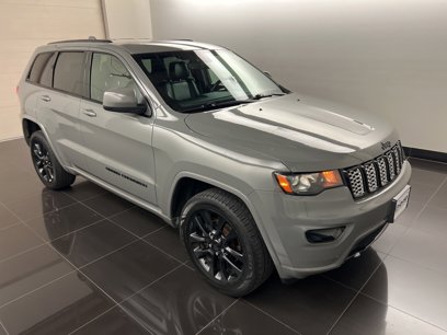 Used 2020 Jeep Grand Cherokee Altitude