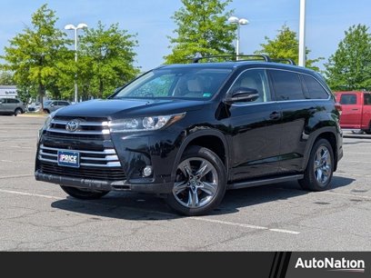 Used 2017 Toyota Highlander Limited Platinum