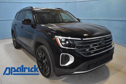 Certified 2024 Volkswagen Atlas SE w/ Black Wheel Package