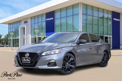 Used 2022 Nissan Altima 2.5 SR w/ Midnight Edition Package