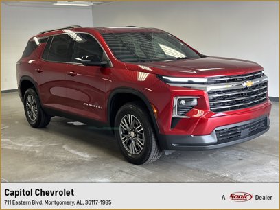 Used 2024 Chevrolet Traverse LT
