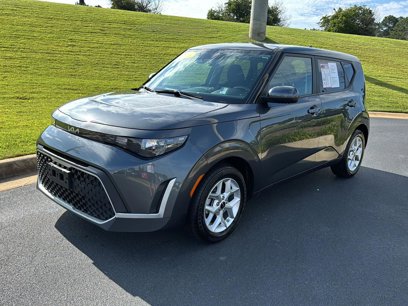 Used 2023 Kia Soul LX w/ Option Group 015