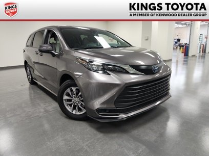 Certified 2024 Toyota Sienna LE