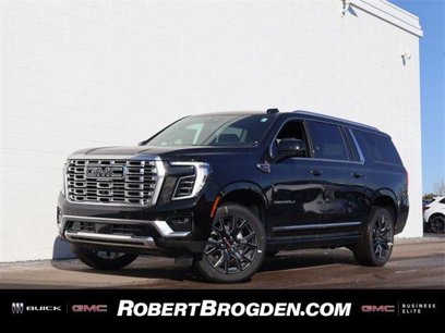 New 2025 GMC Yukon XL Denali w/ Sun & Power Step Package