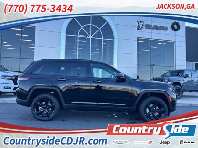 New 2025 Jeep Grand Cherokee Limited w/ Black Appearance Package
