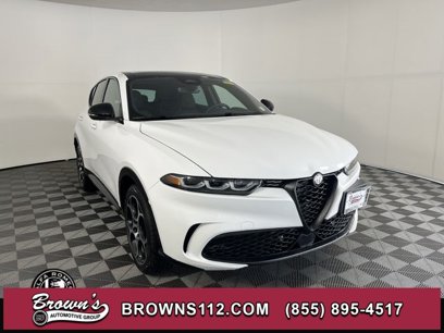 New 2025 Alfa Romeo Tonale w/ Premium Package