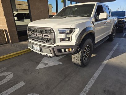 Used 2019 Ford F150 Raptor w/ Equipment Group 801A Mid