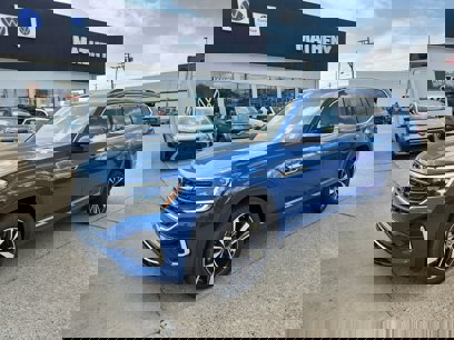 New 2025 Volkswagen Atlas SEL Premium R-Line