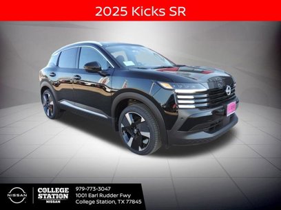 New 2025 Nissan Kicks SR w/ SR Premium Package