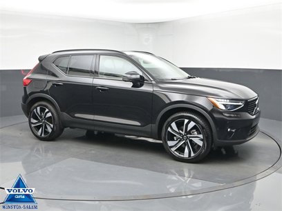 Used 2024 Volvo XC40 B5 Plus w/ Climate Package