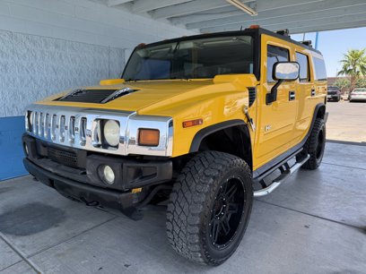 Used 2005 HUMMER H2 w/ Chrome Appearance Package