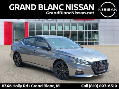 Used 2022 Nissan Altima 2.5 SR w/ Midnight Edition Package