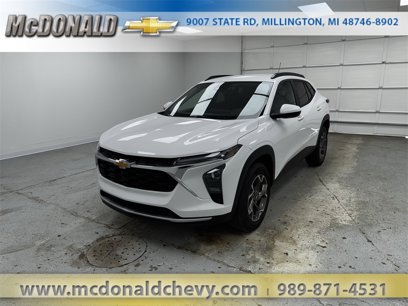 New 2025 Chevrolet Trax LT w/ Driver Confidence Package