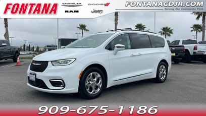 Certified 2022 Chrysler Pacifica Limited