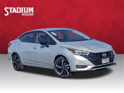 New 2025 Nissan Versa SR w/ Trunk Package