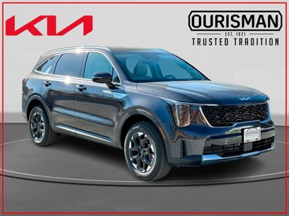 New 2025 Kia Sorento S