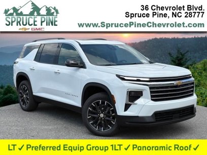 New 2025 Chevrolet Traverse LT w/ Sun and Wheel Package