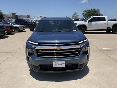 New 2025 Chevrolet Traverse LT w/ Driver Confidence Package