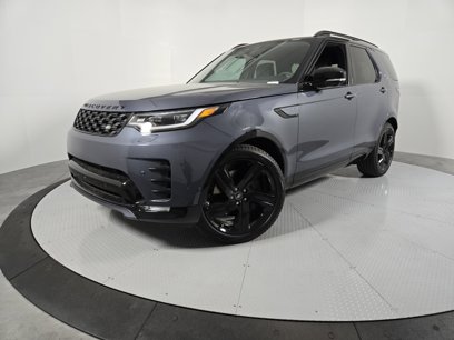New 2025 Land Rover Discovery Dynamic SE