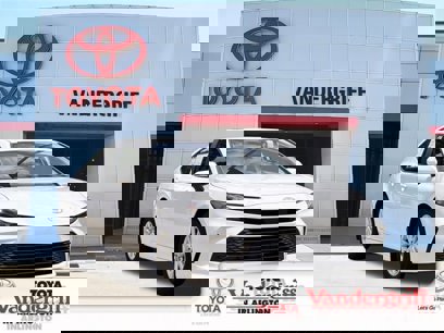 New 2025 Toyota Camry LE