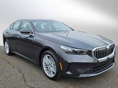New 2025 BMW 530i xDrive w/ Premium Package