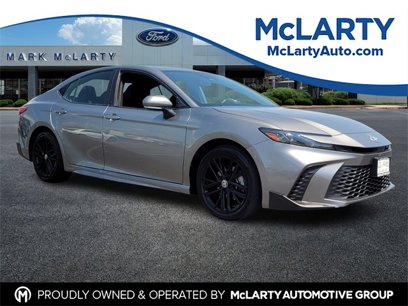 Used 2025 Toyota Camry SE