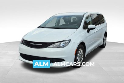 Used 2022 Chrysler Voyager LX
