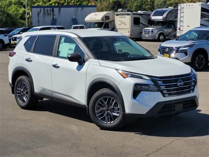 New 2025 Nissan Rogue S