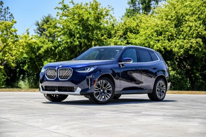 New 2025 BMW X3 xDrive30i w/ Premium Package
