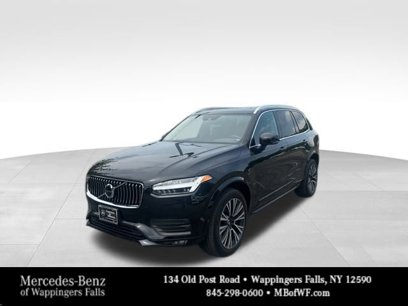 Used 2022 Volvo XC90 T5 Momentum w/ Climate Package