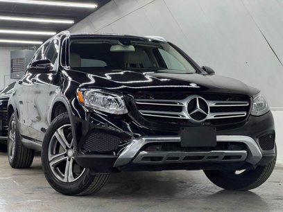 Used 2016 Mercedes-Benz GLC 300 4MATIC w/ Premium Package