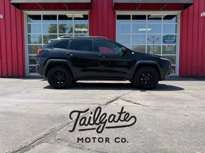 Used 2015 Jeep Cherokee Trailhawk w/ Comfort/Convenience Group