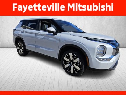 New 2025 Mitsubishi Outlander SE