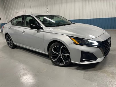 Used 2023 Nissan Altima 2.5 SR